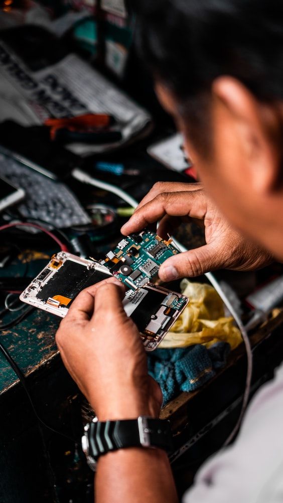 phone camera repair service in Richmond