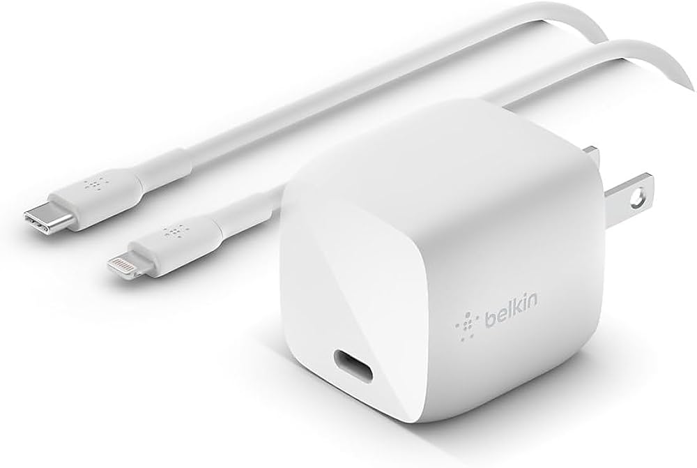 Fast charger of Belkin BoostCharge 30W
