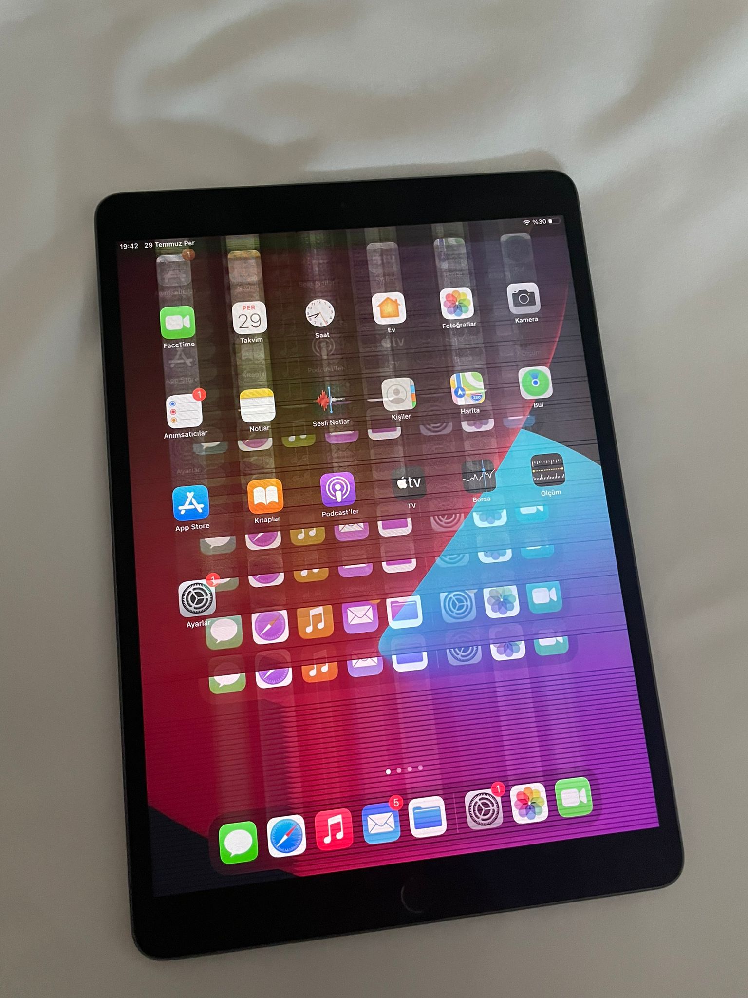 Warning signal need to fix Ipad screen